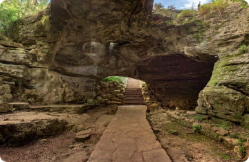 Longhorn Cavern State Park