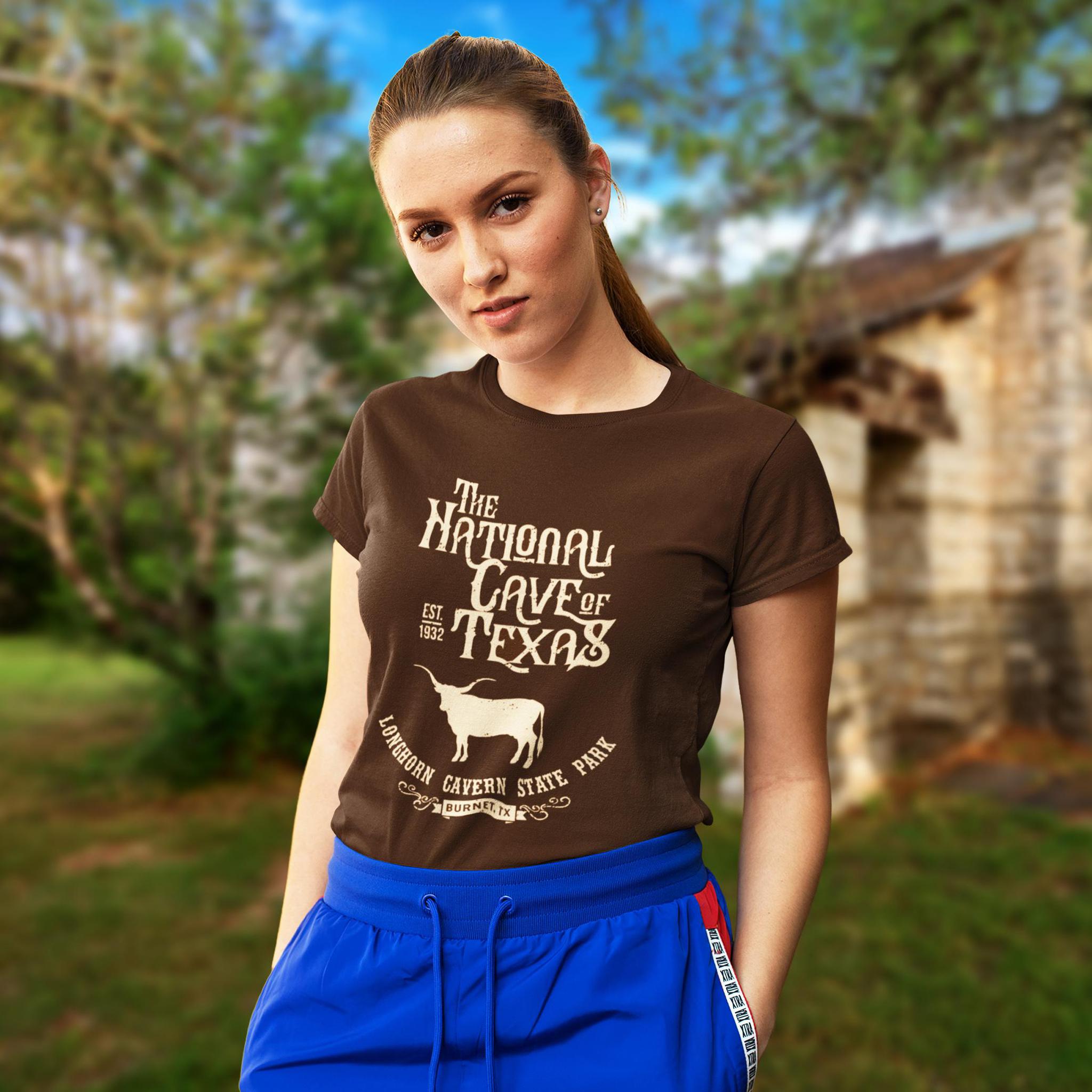 Vintage des années 90 Saint-Elzéar Cave randonnée t-shirt d'extérieur taille L - France Vintage des années 90 Saint-Elzéar Cave randonnée t-shirt d'extérieur taille L - France
